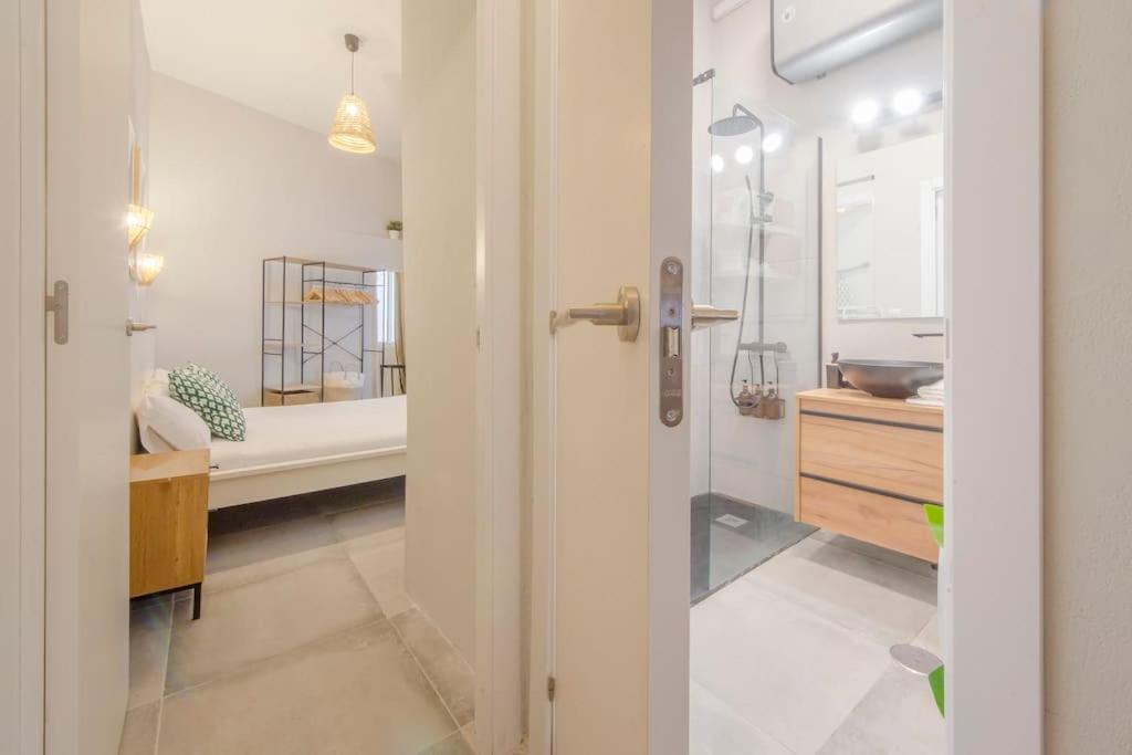 Cool Deluxe Interior Design A 2 Min De Gran Via Apartamento Madrid